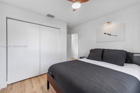 Снять в аренду виллу или дом в Катлер-Бей, Флорида 5 спален, 127.83м2, № 1986250 - фото 30