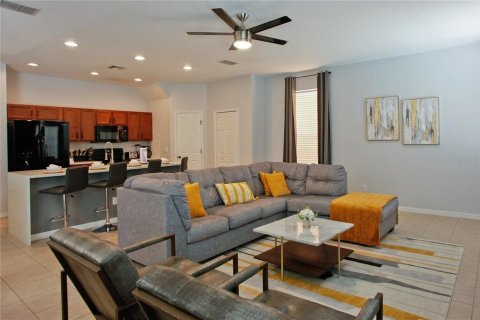 Casa en venta en Kissimmee, Florida, 4 dormitorios, 191.47 m2 № 1900724 - foto 13
