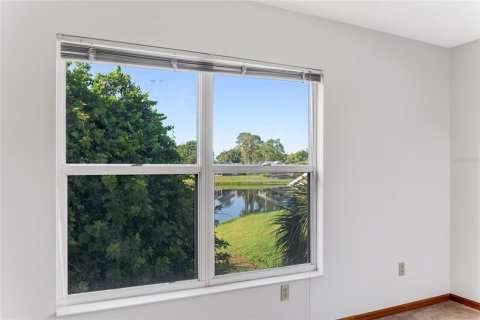 Townhouse in Port Orange, Florida 3 bedrooms, 134.99 sq.m. № 1750797 - photo 22