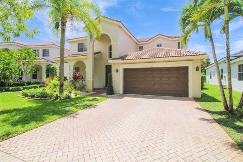 Casa en alquiler en Weston, Florida, 5 dormitorios, 270.35 m2 № 1882542 - foto 3