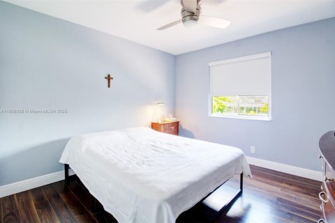 Casa en alquiler en Weston, Florida, 5 dormitorios, 270.35 m2 № 1882542 - foto 26