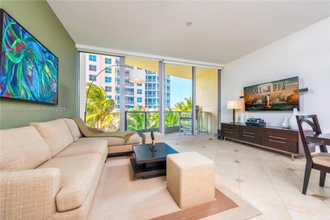 Condo in Miami Beach, Florida, 2 bedrooms  № 1694058 - photo 4