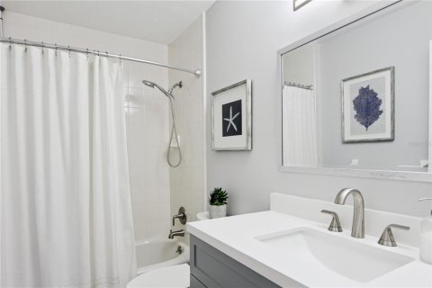 House in New Smyrna Beach, Florida 3 bedrooms, 170.38 sq.m. № 1835862 - photo 29