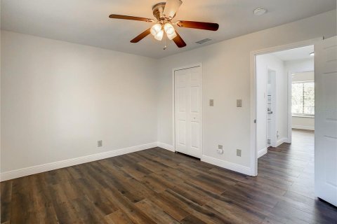 Townhouse in Tampa, Florida 2 bedrooms, 90.49 sq.m. № 1810595 - photo 23
