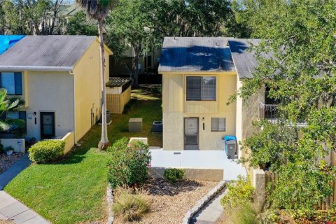 Townhouse in Tampa, Florida 2 bedrooms, 90.49 sq.m. № 1810595 - photo 3