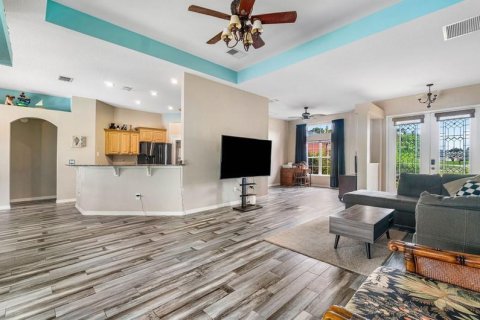 House in Port St. Lucie, Florida 4 bedrooms, 209.4 sq.m. № 2081971 - photo 9