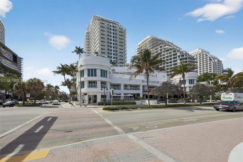 Hôtel, hôtellerie à vendre à Fort Lauderdale, Floride: 1 chambre, 49.52 m2 № 2078933 - photo 30