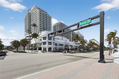 Hôtel, hôtellerie à vendre à Fort Lauderdale, Floride: 1 chambre, 49.52 m2 № 2078933 - photo 21