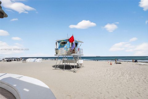 Hôtel, hôtellerie à vendre à Fort Lauderdale, Floride: 1 chambre, 49.52 m2 № 2078933 - photo 25