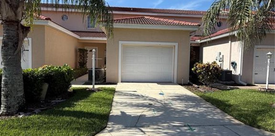 Adosado en Winter Haven, Florida 3 dormitorios, 154.59 m2 № 1870636