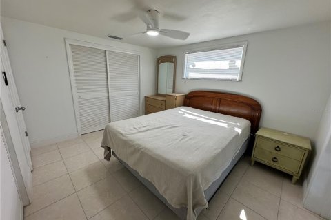 House in Hudson, Florida 2 bedrooms, 127.93 sq.m. № 1735113 - photo 18