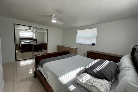House in Hudson, Florida 2 bedrooms, 127.93 sq.m. № 1735113 - photo 17