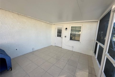 House in Hudson, Florida 2 bedrooms, 127.93 sq.m. № 1735113 - photo 22