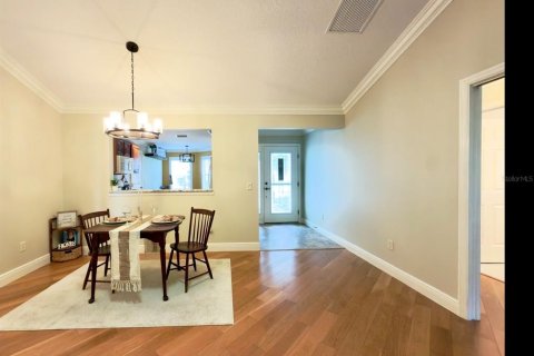 House in The Villages, Florida 3 bedrooms, 145.67 sq.m. № 2427495 - photo 15