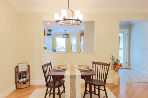 House in The Villages, Florida 3 bedrooms, 145.67 sq.m. № 2427495 - photo 11