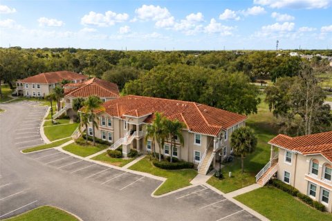 Condo in Kissimmee, Florida, 3 bedrooms  № 2229172 - photo 10
