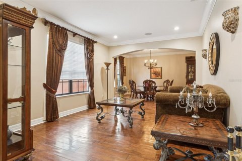 House in Land O' Lakes, Florida 6 bedrooms, 402.82 sq.m. № 1883441 - photo 11