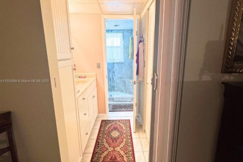 Condominio en venta en Margate, Florida, 1 dormitorio, 68.65 m2 № 1975199 - foto 27