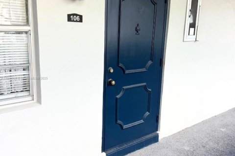 Condominio en venta en Margate, Florida, 1 dormitorio, 68.65 m2 № 1975199 - foto 26