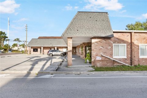 Propiedad comercial en venta en Orlando, Florida, 616.87 m2 № 1666137 - foto 15
