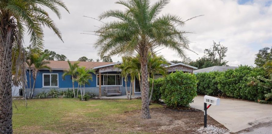 House in Largo, Florida 2 bedrooms, 117.43 sq.m. № 1562003