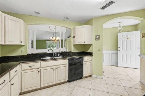 Villa ou maison à vendre à Dunnellon, Floride: 2 chambres, 136.1 m2 № 2207077 - photo 12