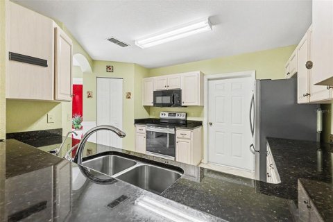Villa ou maison à vendre à Dunnellon, Floride: 2 chambres, 136.1 m2 № 2207077 - photo 13