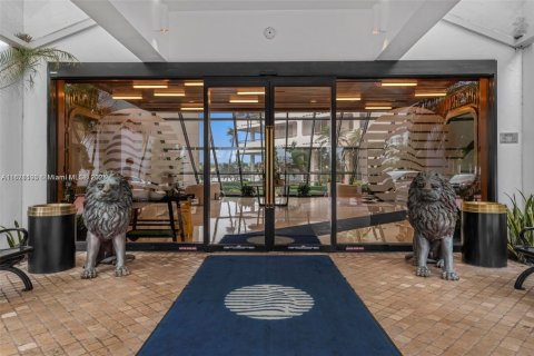 Condominio en alquiler en Aventura, Florida, 2 dormitorios, 176.61 m2 № 1937998 - foto 2