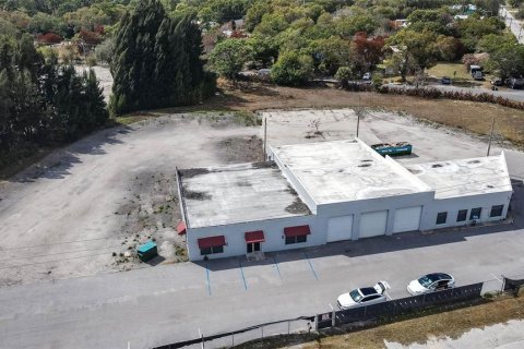 Commercial property in St. Lucie, Florida 782.61 sq.m. № 2204466 - photo 6
