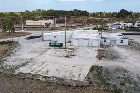 Commercial property in St. Lucie, Florida 782.61 sq.m. № 2204466 - photo 28