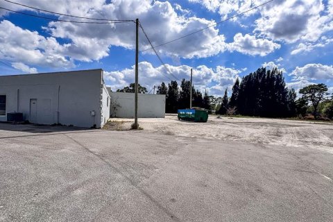 Commercial property in St. Lucie, Florida 782.61 sq.m. № 2204466 - photo 4