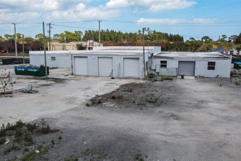 Commercial property in St. Lucie, Florida 782.61 sq.m. № 2204466 - photo 30