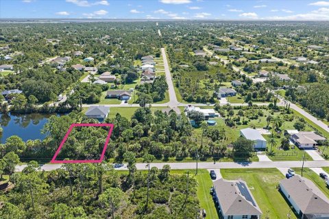 Land in Port Charlotte, Florida № 2367352