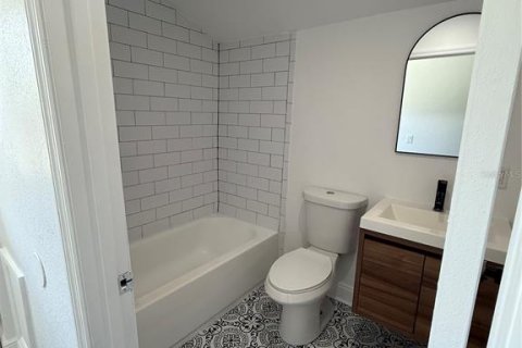 Casa en alquiler en Tampa, Florida, 3 dormitorios, 122.72 m2 № 1774912 - foto 20