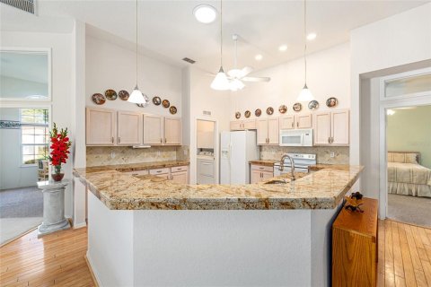 House in Ocala, Florida 2 bedrooms, 160.72 sq.m. № 1879126 - photo 16