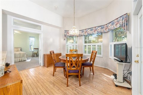 House in Ocala, Florida 2 bedrooms, 160.72 sq.m. № 1879126 - photo 19