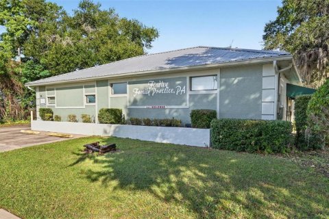 Commercial property in Eustis, Florida 181.16 sq.m. № 2329114 - photo 11
