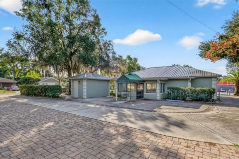 Commercial property in Eustis, Florida 181.16 sq.m. № 2329114 - photo 23