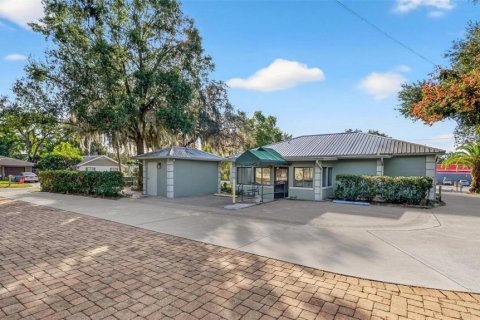 Commercial property in Eustis, Florida 181.16 sq.m. № 2329114 - photo 22