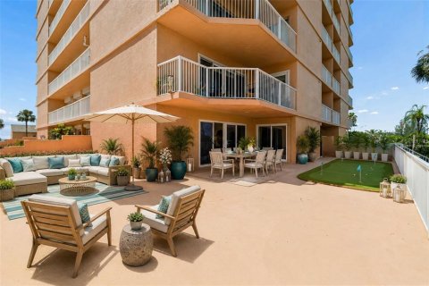 Condo in Saint Petersburg, Florida, 2 bedrooms  № 2166929 - photo 4