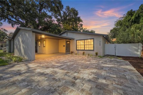 Casa en Tampa, Florida 3 dormitorios, 151.24 m2 № 2380333