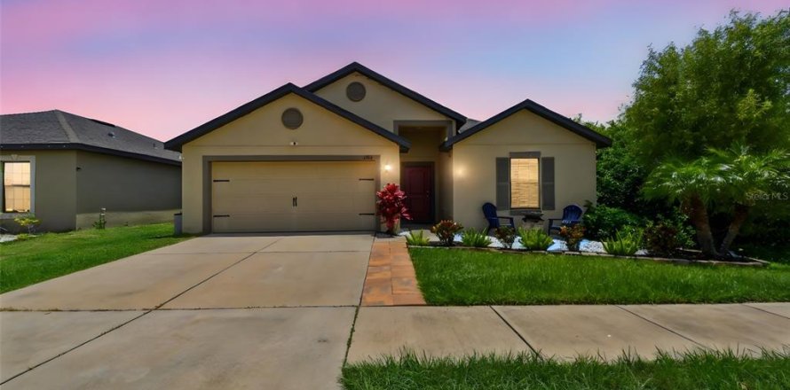 Casa en Ruskin, Florida 5 dormitorios, 180.6 m2 № 1821358