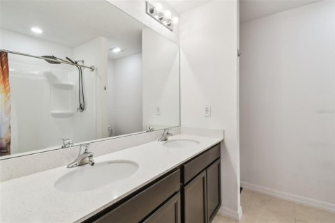 Casa en venta en Ruskin, Florida, 5 dormitorios, 180.6 m2 № 1821358 - foto 19