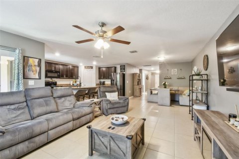 Casa en venta en Ruskin, Florida, 5 dormitorios, 180.6 m2 № 1821358 - foto 8