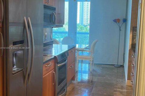Condominio en venta en Sunny Isles Beach, Florida, 2 dormitorios, 149.02 m2 № 1875326 - foto 6