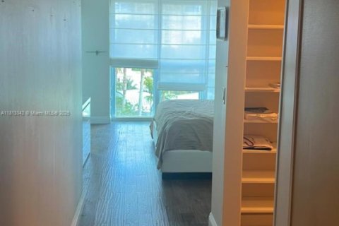 Condominio en venta en Sunny Isles Beach, Florida, 2 dormitorios, 149.02 m2 № 1875326 - foto 5