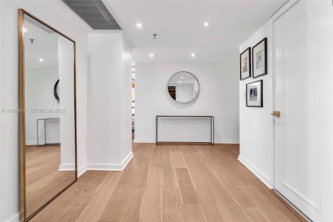 Copropriété à vendre à Miami Beach, Floride: 2 chambres, 170.66 m2 № 1986306 - photo 2