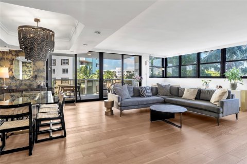 Copropriété à vendre à Miami Beach, Floride: 2 chambres, 170.66 m2 № 1986306 - photo 19