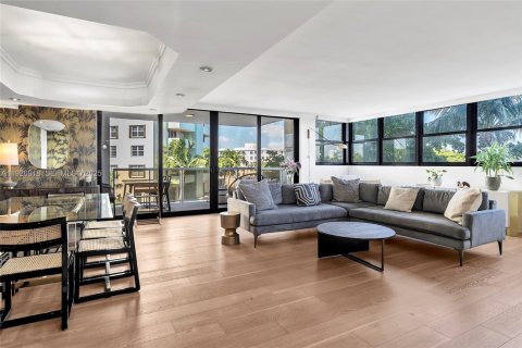 Copropriété à vendre à Miami Beach, Floride: 2 chambres, 170.66 m2 № 1986306 - photo 8