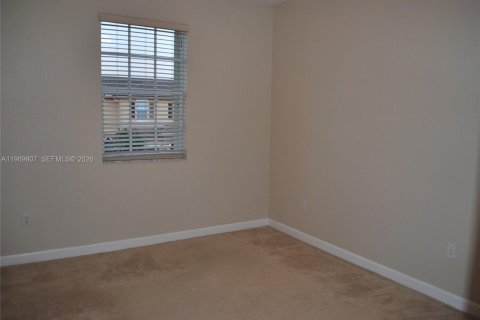 Adosado en alquiler en Cutler Bay, Florida, 4 dormitorios, 157 m2 № 2030805 - foto 12